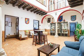 Hotel Carlos V by Viverestays