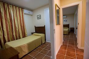 Hotel Carlos V by Viverestays