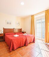 Hotel Carlos V by Viverestays