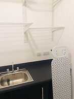 Canal Waterfront Townhouse