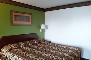 OYO Hotel Kings at Clovis