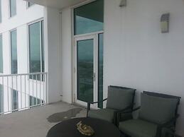 Emerald by the Sea 1012