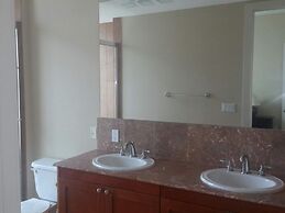 Emerald by the Sea 1012