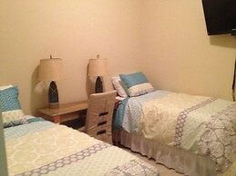 Emerald by the Sea 1012