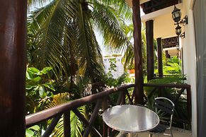 Les Alizes near Beach