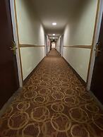 Relax Inn and Suites