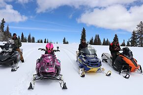 Arrowhead Mountain Lodge