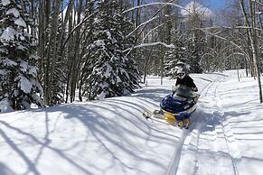 Arrowhead Mountain Lodge