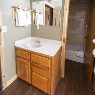 Arrowhead Mountain Lodge