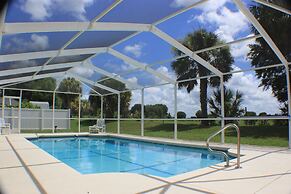 Bursting With Sunshine Pool S & G 5 Bedroom Home by RedAwning