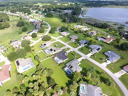 Gorgeous Vacation Ciska 3 Bedroom Home by RedAwning