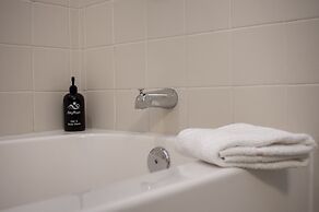 Founders - 4374 2 Bedroom Condo by RedAwning