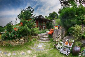 Stone Flower Pension