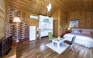 Stone Flower Pension