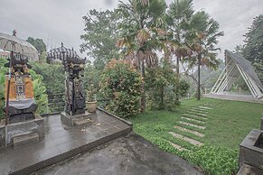 Hidden Seroja Villa