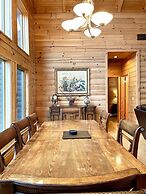 A true log cabin with 360 degree mountain views - Pet and Motorcycle f