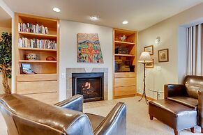 Renovated Studio- Kids Ski Free & On Shuttle Route! Studio Bedroom Con