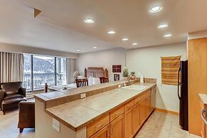 Renovated Studio- Kids Ski Free & On Shuttle Route! Studio Bedroom Con