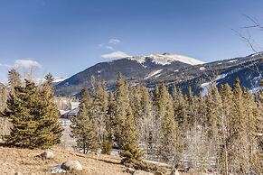 Renovated Studio- Kids Ski Free & On Shuttle Route! Studio Bedroom Con