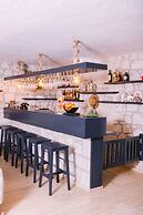 Begonvil Butik Otel by Aliki Alacati