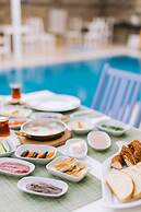 Begonvil Butik Otel by Aliki Alacati