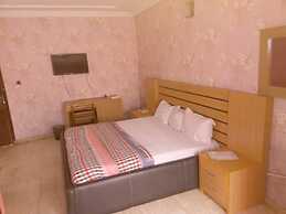 Brentwood Hotel