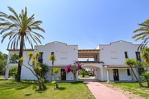 Marina Torre Navarrese Resort