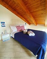 Lucky House e Il Mare in Mansarda