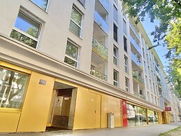 Steiner Residences Vorgartenstrasse