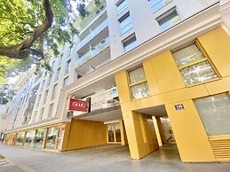 Steiner Residences Vorgartenstrasse