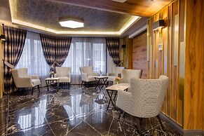 Kayhan City Hotel