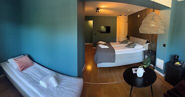 Treetop Spa Hangout & Hotel