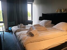 Treetop Spa Hangout & Hotel