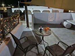 Charming Traditional 1-bed House in Rhodes