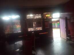 Highway Breeze Restaurant