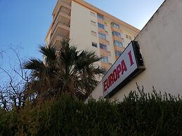 3.europa I Esc. A 8º izq