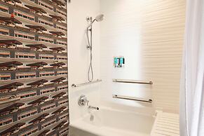 Aloft by Marriott Reno-Tahoe International Airport