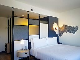 Aloft by Marriott Reno-Tahoe International Airport