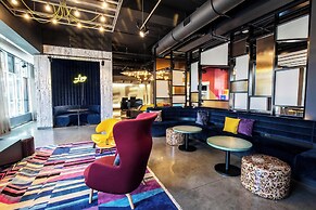 Aloft by Marriott Reno-Tahoe International Airport