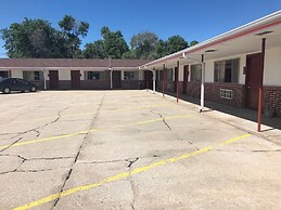 Raine Motel