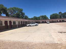 Raine Motel