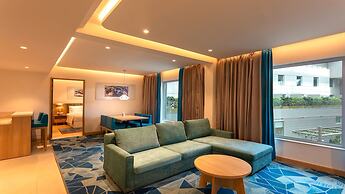 Holiday Inn Express & Suites Bengaluru Old Madras Road by IHG