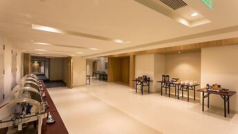 Holiday Inn Express & Suites Bengaluru Old Madras Road by IHG