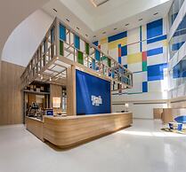 Holiday Inn Express & Suites Bengaluru Old Madras Road by IHG