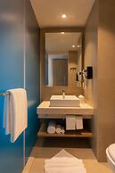 Holiday Inn Express & Suites Bengaluru Old Madras Road by IHG