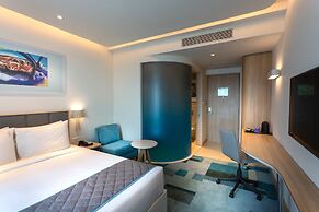 Holiday Inn Express & Suites Bengaluru Old Madras Road by IHG