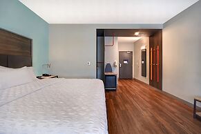 Tru by Hilton Auburn