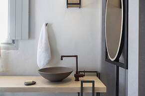 Parion Opus - Adults Only