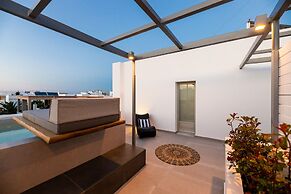 Parion Opus - Adults Only