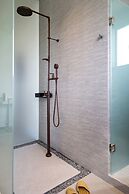 Parion Opus - Adults Only